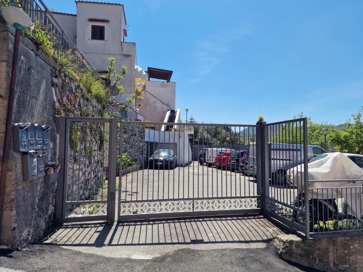 Maison Danielle Vico Equense Bagian luar foto